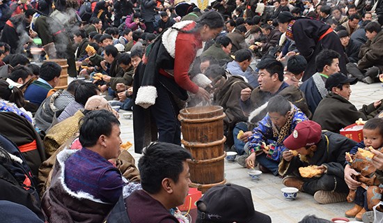 Essen und Getränke in Tibet