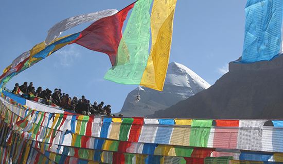 Kailash Trekking mit Everest zum Saga Dawa Fest 2024