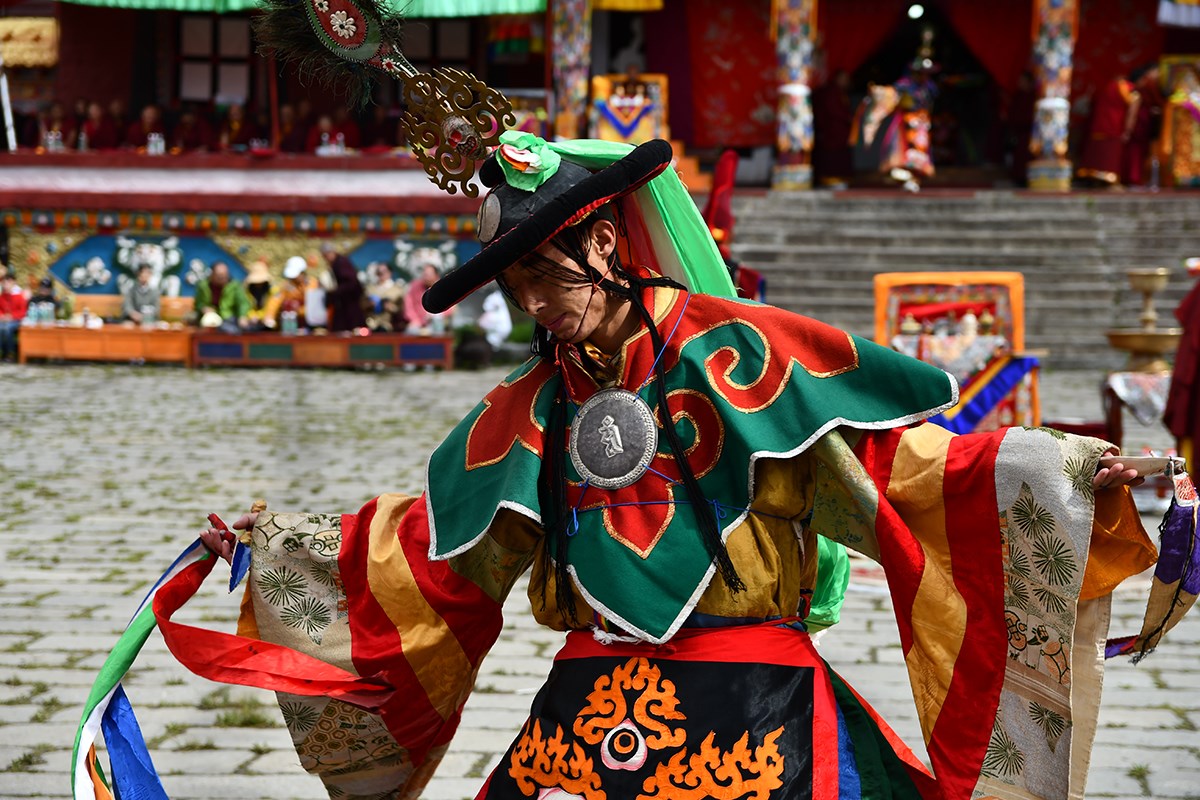 Mask Dance Festival at Tagong Monastery | Foto von Liu Bin